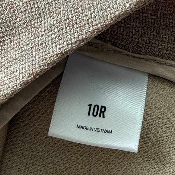 Express Tan Textured Suit- Jacket (M), Pants Size 10 - Picture 16 of 16